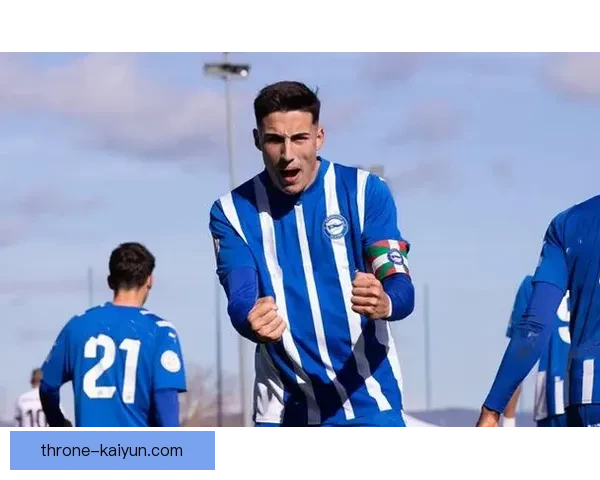 埃兹里·孔萨状态回暖，近期表现值得关注于英超赛场